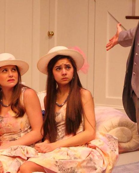 Cecily Dowd Headshot