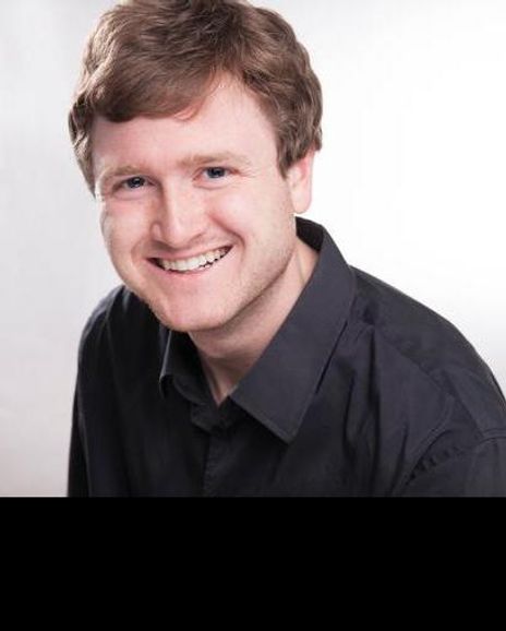 Steven Skwarek Headshot