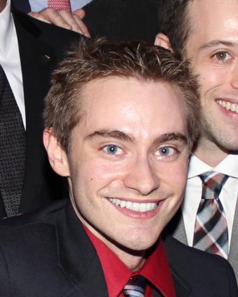 Adam Wexelbaum Headshot