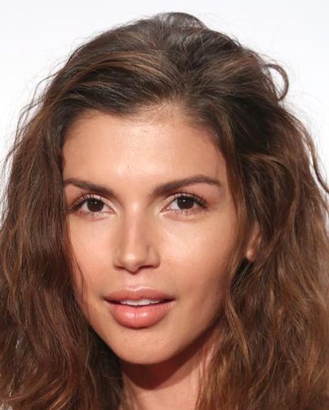 Alejandra Cata Headshot