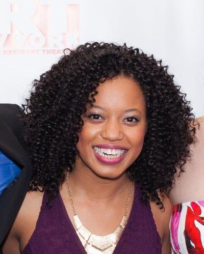 Cynthia Nesbit Headshot