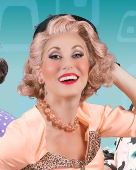 Carrie Daigle Bach Headshot