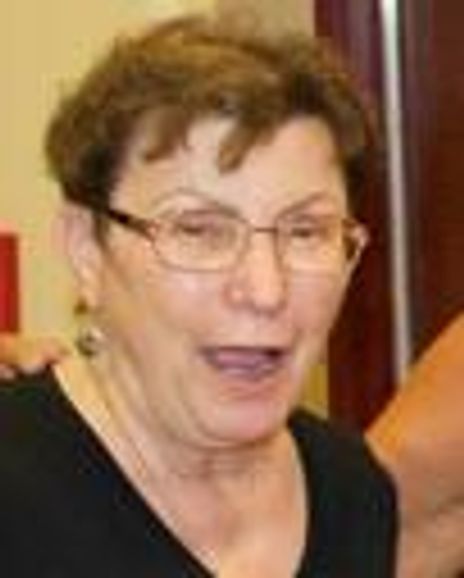 Diane Naggy Headshot