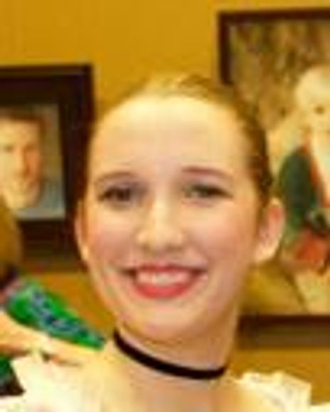 Emily Branton Headshot