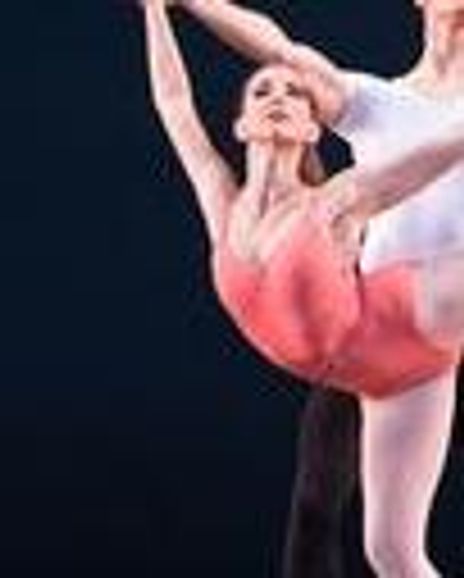 Ashley Knox Headshot