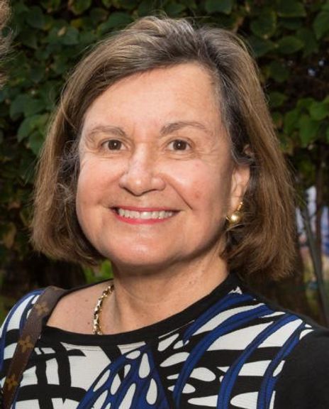 Diana Barrett Headshot