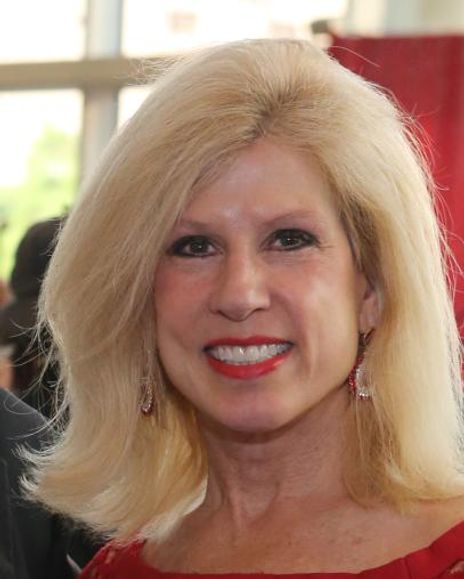 Connie Dalton Headshot