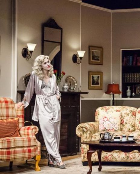 Gillian Previn Headshot