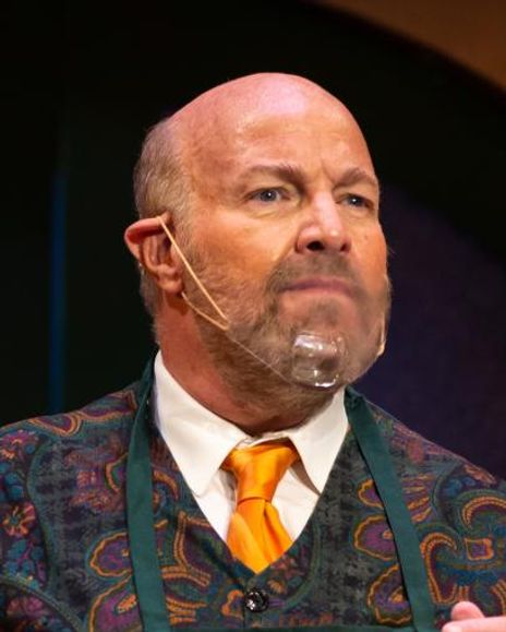 Barclay Roberts Headshot