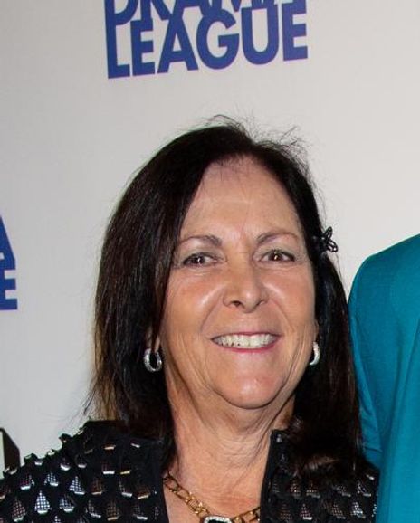 Paula Kaminsky Headshot