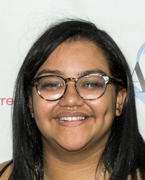 Amy Tolentino Headshot