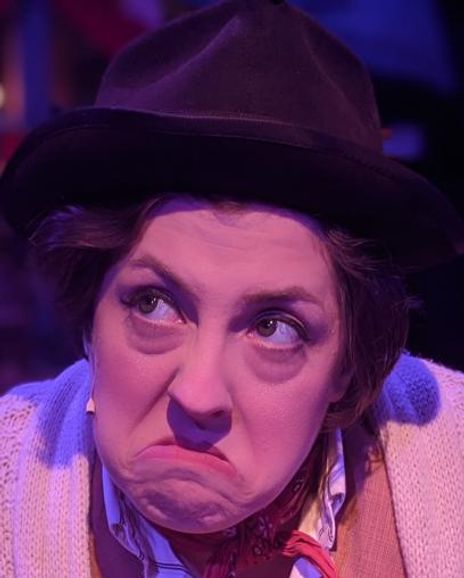 Rachel Landon Headshot