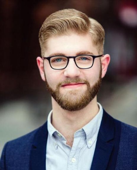 Gabriel Firestone Headshot