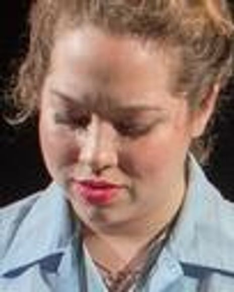 Kathleen Grace Fiori Headshot