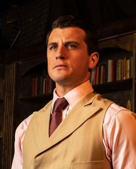 Oliver Towse Headshot