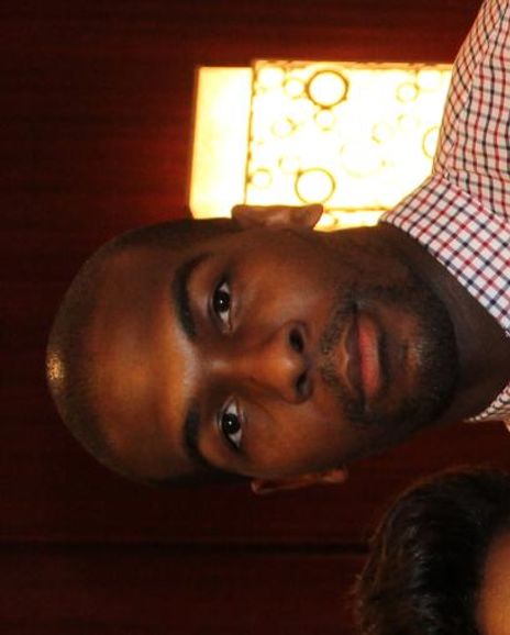 Kjris Davis Headshot