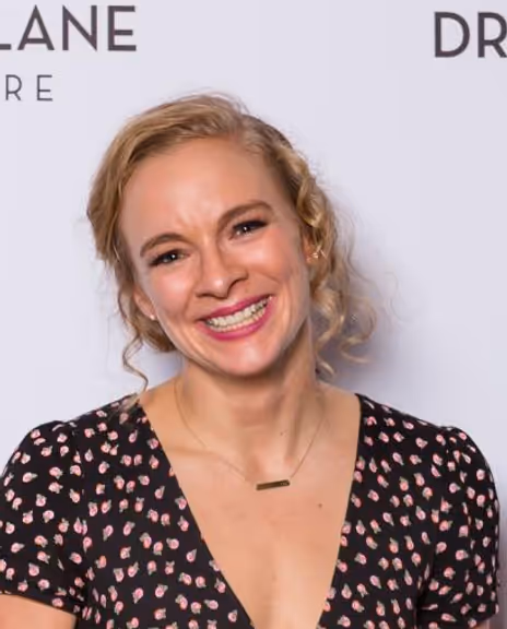 Erica Stephan Headshot