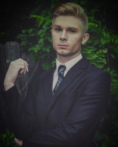 Aaron Jakaboski Headshot