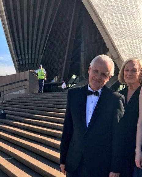 Tony Llewellyn-Jones Headshot