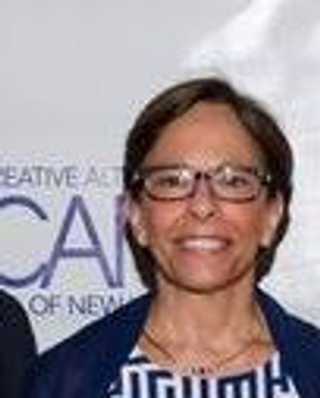 Elizabeth Goldstein Headshot