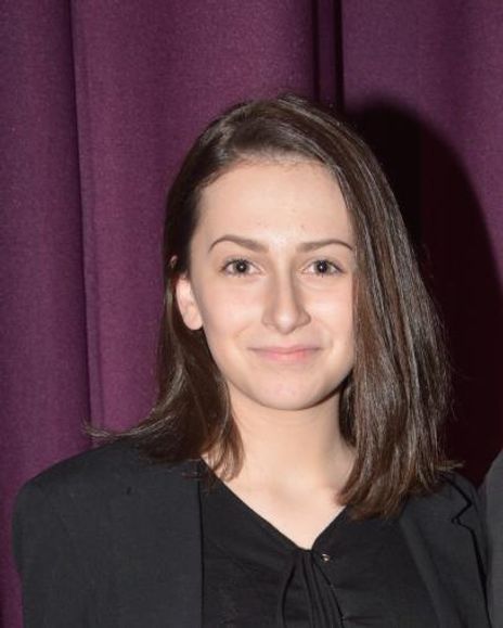 Sophia Condon Headshot