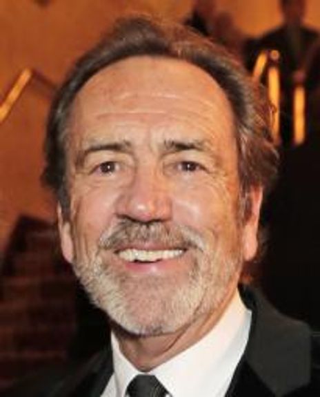 Robert Lindsay Headshot