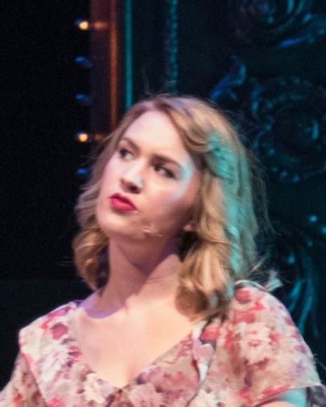 Lyndsey Brown Headshot