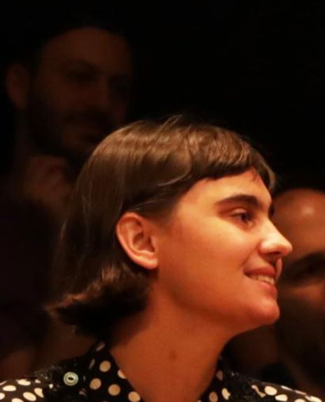 Anna Abhau Elliott Headshot