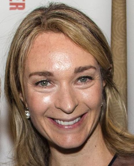 Celine Rattray Headshot