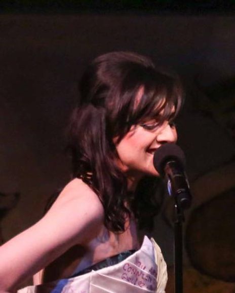 Calli Carvajal Headshot