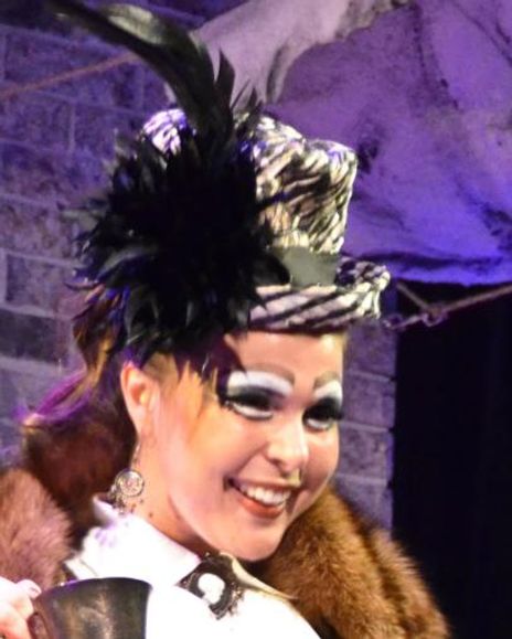 Paige Faye Hauer Headshot