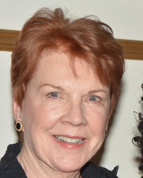 Beth Flower Headshot