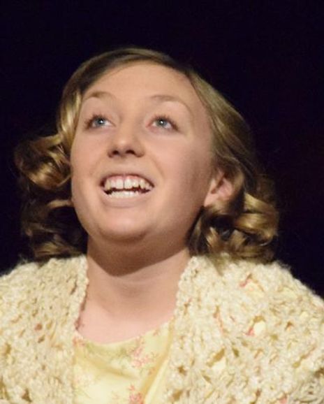 Lily Andrew Headshot