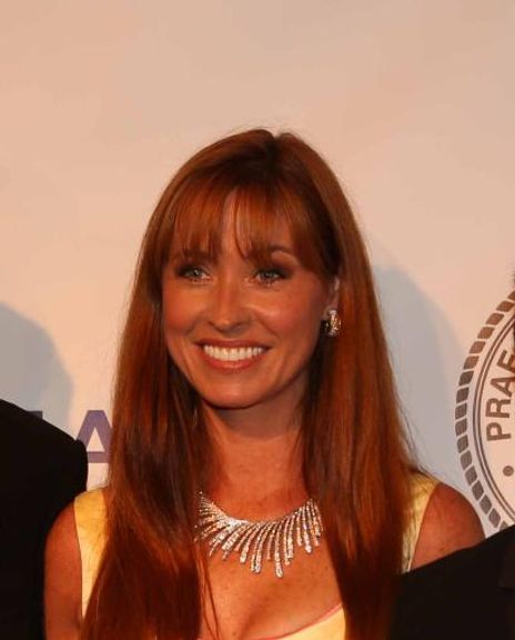 Nancy Malnik Headshot