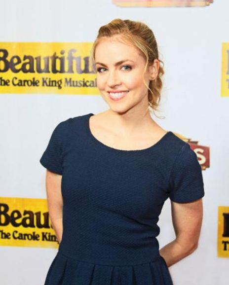 Amanda Schull Headshot