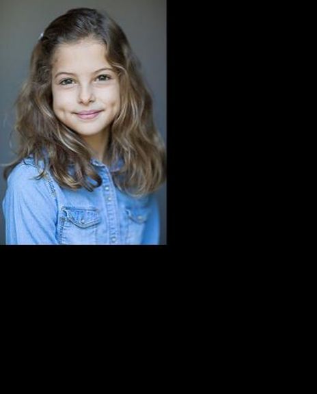 Grace Schneider Headshot