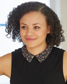 Carlyss Peer Headshot