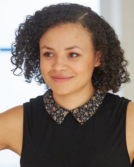 Carlyss Peer Headshot