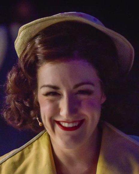 Amy Vannorstrand Headshot