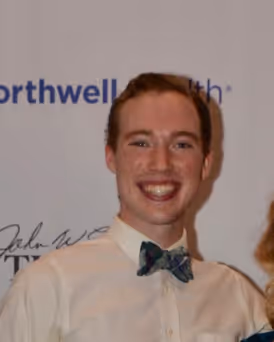 Emily Applebaum Headshot