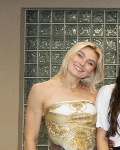 Darcy Stewart Headshot