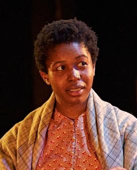 Gloria Obianyo Headshot