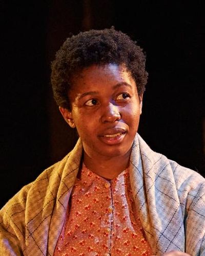 Gloria Obianyo Headshot