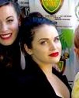 Lindsay Heather Pearce Headshot