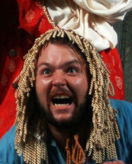 Mitchell Spencer Headshot