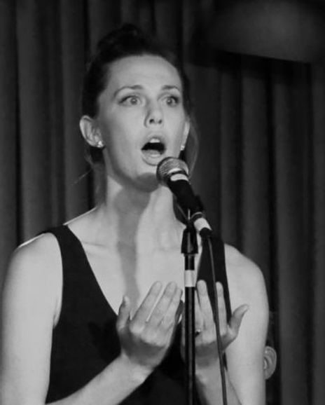 Rachel Burcham Headshot