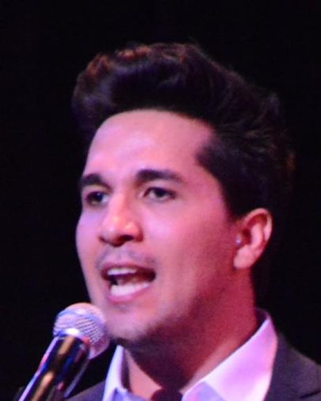 Ben Naftaly Headshot