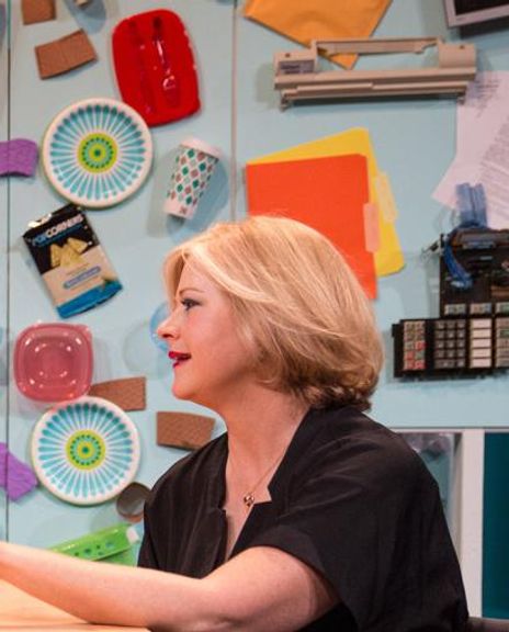 Rebecca Gray Headshot