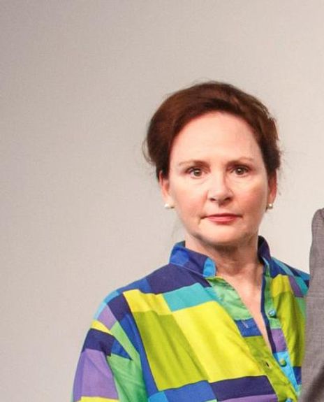 Sarah Carleton Headshot