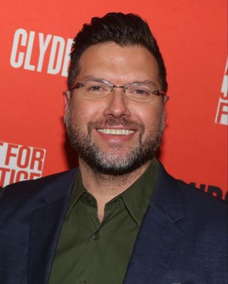 Mauricio Martinez Headshot